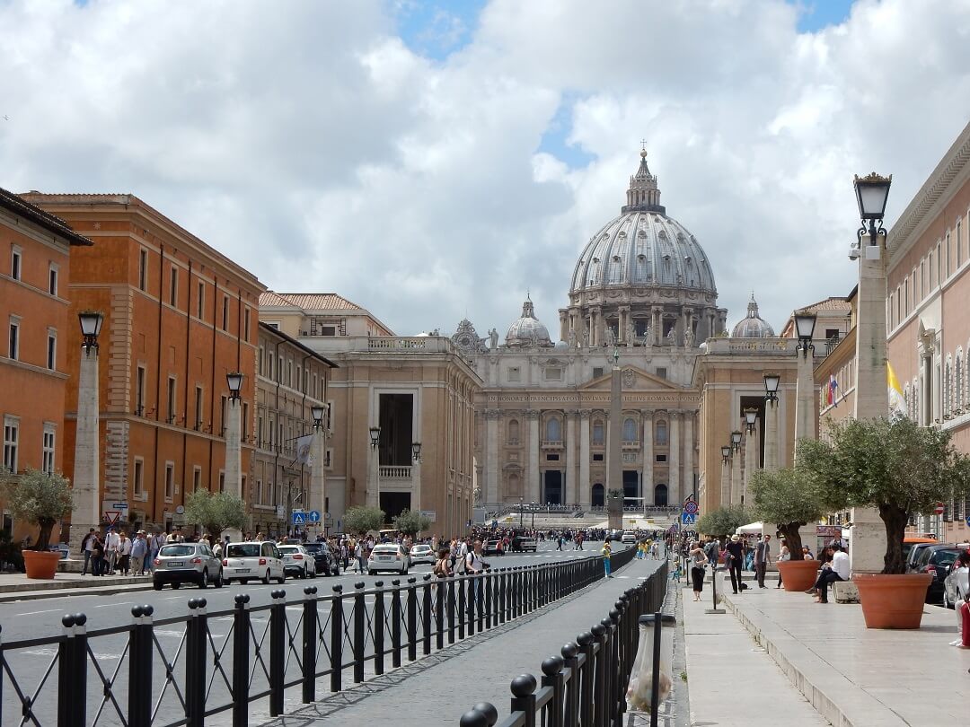 Interrail reservations in Italy - Vatican city