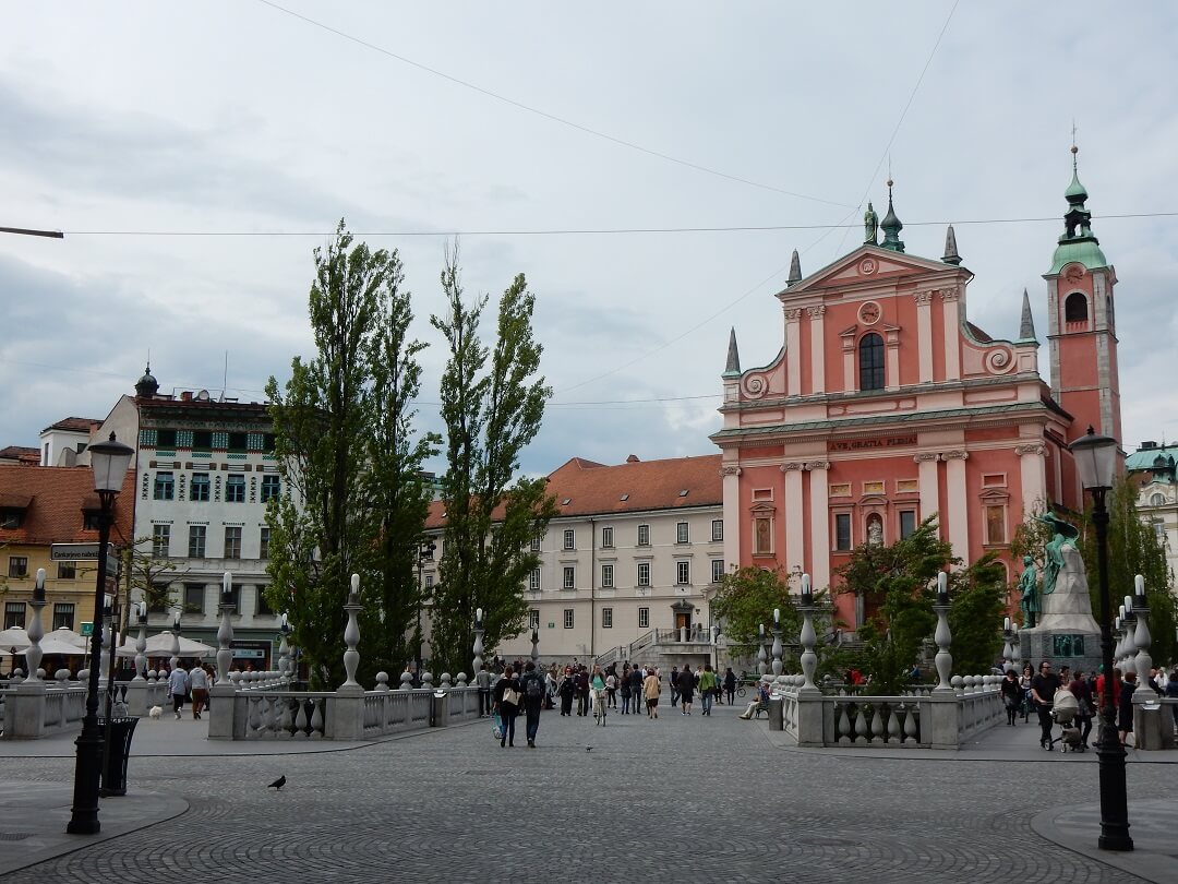 Interrail reservations in Slovenia - Ljubljana Town Square