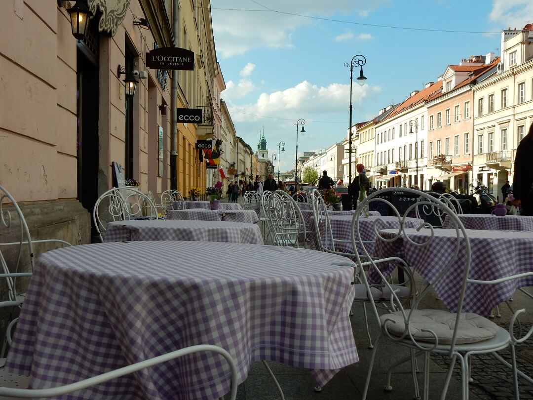 Night-Trains in Poland - Cozy streets in Warsaw